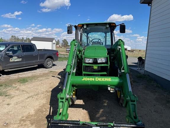 Image of John Deere 5090E equipment image 1