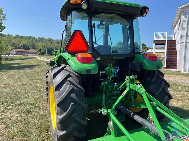 Image of John Deere 5090E equipment image 3