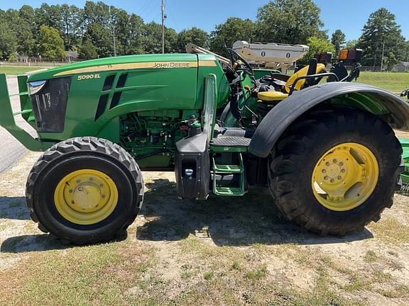 Image of John Deere 5090EL equipment image 1