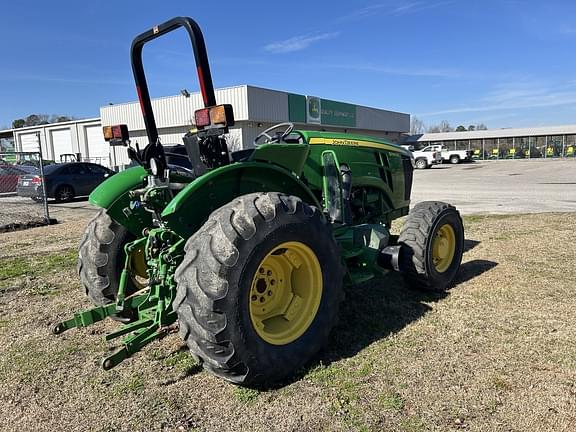 Image of John Deere 5090EL equipment image 3