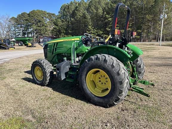 Image of John Deere 5090EL equipment image 2