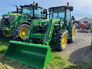 Main image John Deere 5090E 0