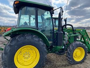 Main image John Deere 5090E 10