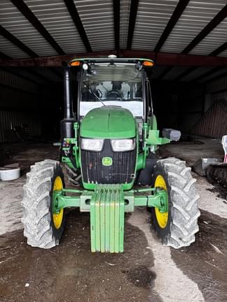Main image John Deere 5090E