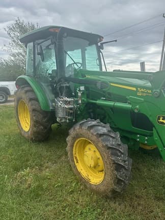 Main image John Deere 5090E