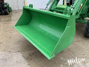 Main image John Deere 5090E 9