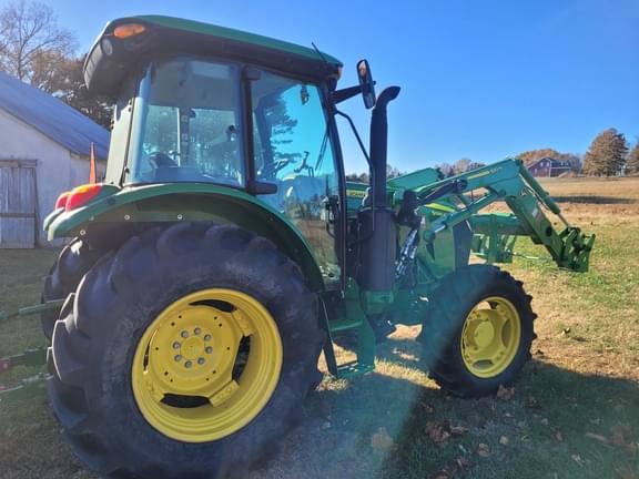 Image of John Deere 5090E equipment image 1