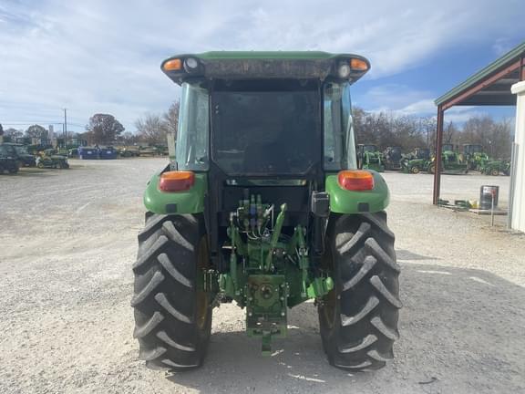 Image of John Deere 5090E equipment image 2
