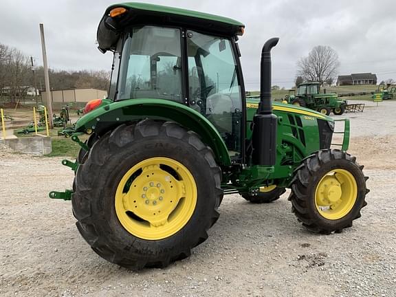 Image of John Deere 5090E Primary image