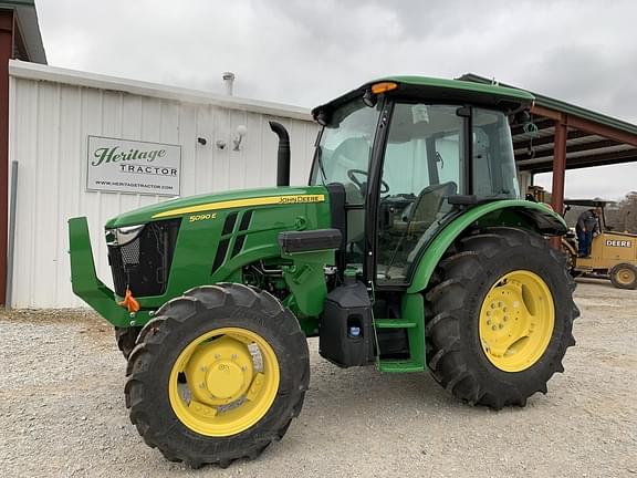Image of John Deere 5090E equipment image 1