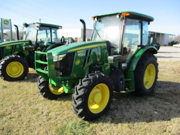 Image of John Deere 5090E Primary image