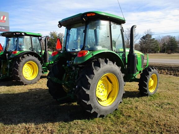 Image of John Deere 5090E equipment image 2