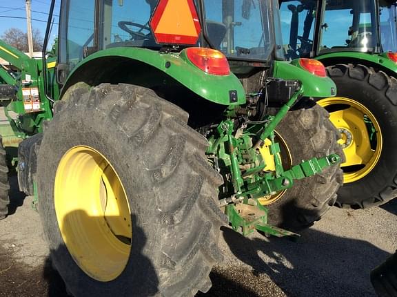 Image of John Deere 5090E equipment image 4