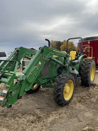 Main image John Deere 5090E
