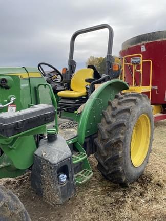 Image of John Deere 5090E equipment image 1