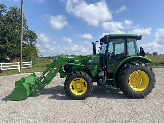 Image of John Deere 5090E equipment image 1