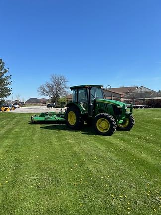 Image of John Deere 5090E Primary image