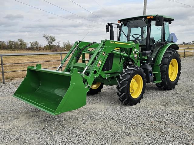 Image of John Deere 5090E equipment image 1