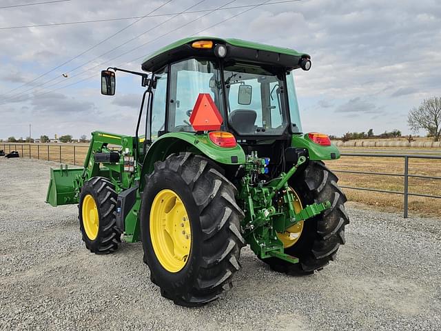 Image of John Deere 5090E equipment image 4