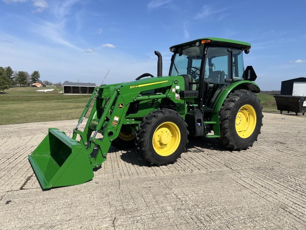 John Deere 5090E Equipment Image0