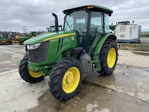 2022 John Deere 5090E Image