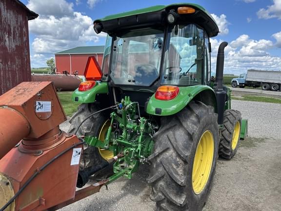 Image of John Deere 5090E equipment image 2