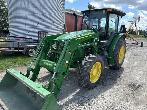 Image of John Deere 5090E equipment image 1