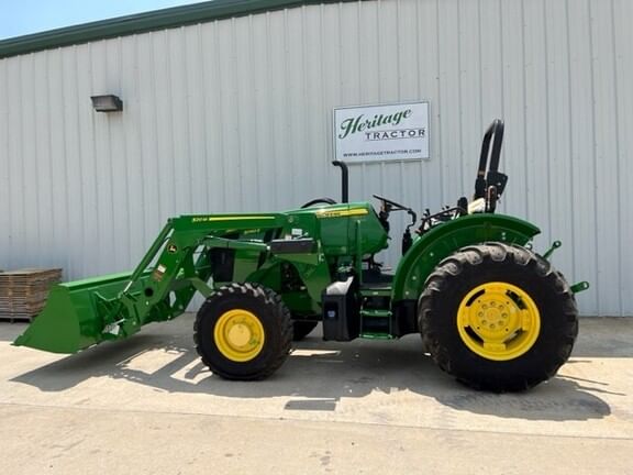 Main image John Deere 5090E