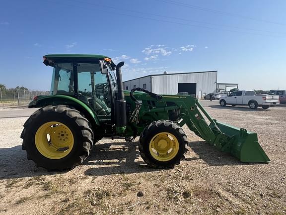Image of John Deere 5090E equipment image 4