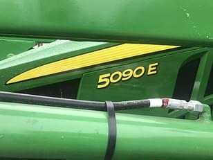 Main image John Deere 5090E 12