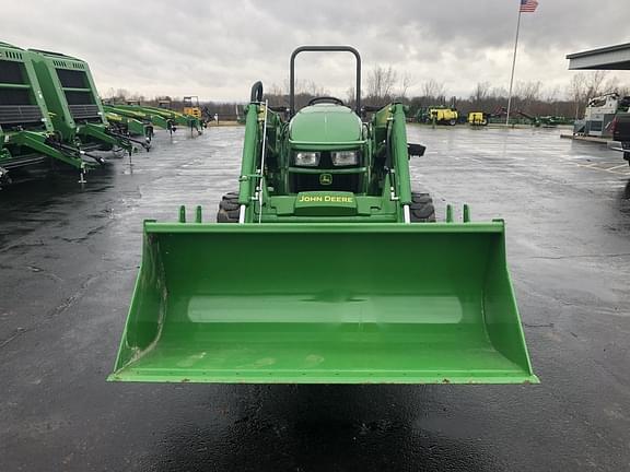 Image of John Deere 5090EL equipment image 3