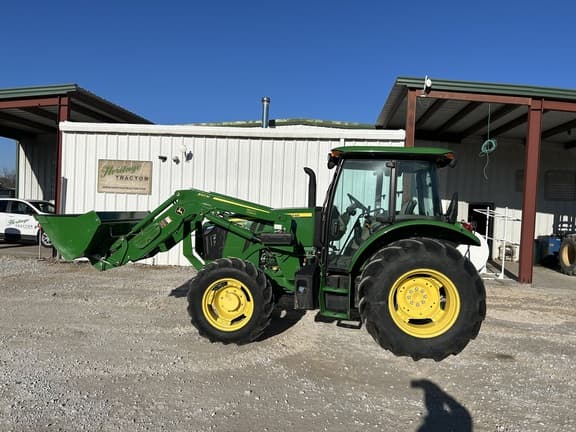 Image of John Deere 5090E equipment image 2