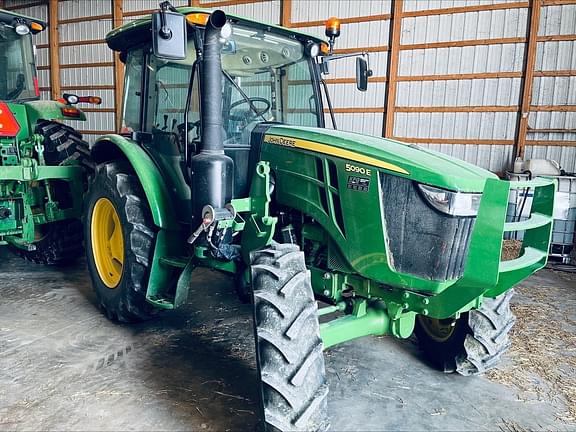 Image of John Deere 5090E Primary image