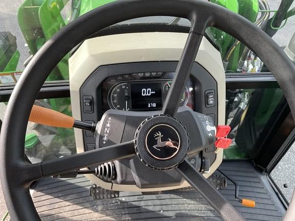 Main image John Deere 5090E 25