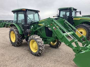 Main image John Deere 5090E