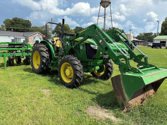 Image of John Deere 5090E equipment image 2