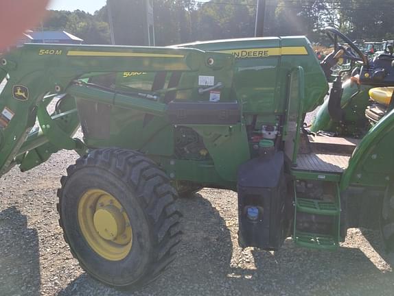 Image of John Deere 5090E equipment image 3