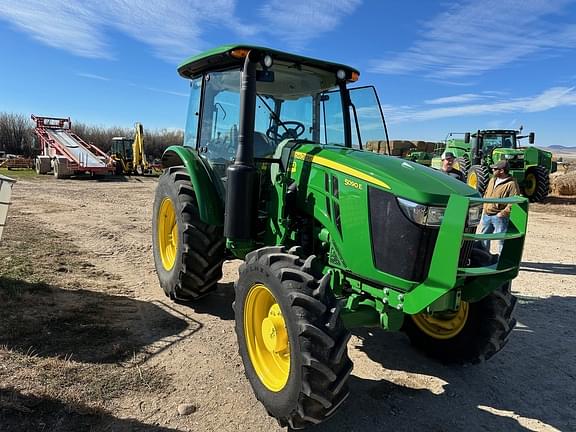 Image of John Deere 5090E Primary image