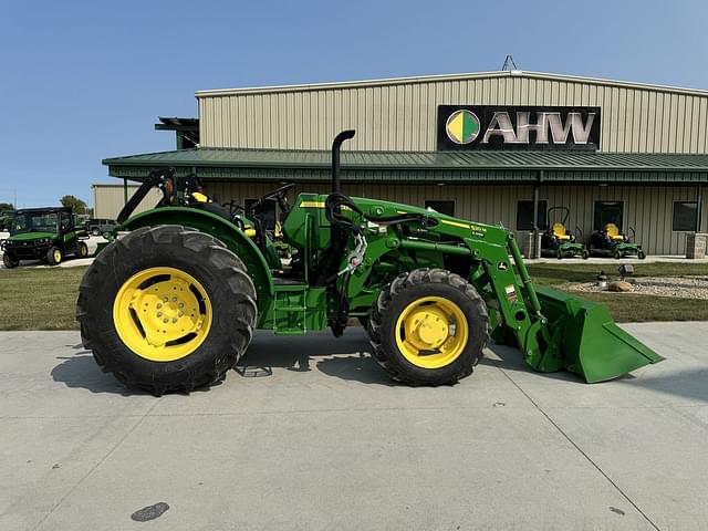 Image of John Deere 5090E equipment image 3