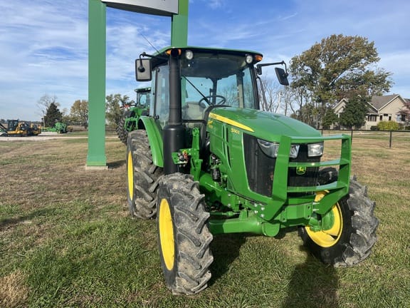 2022 John Deere 5090E Equipment Image0