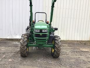 Main image John Deere 5090E 3