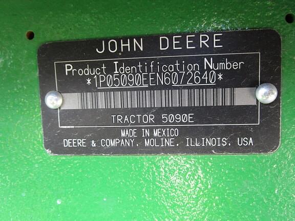Image of John Deere 5090E equipment image 2