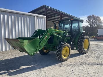 Main image John Deere 5090E