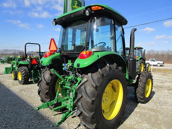 Image of John Deere 5090E equipment image 4