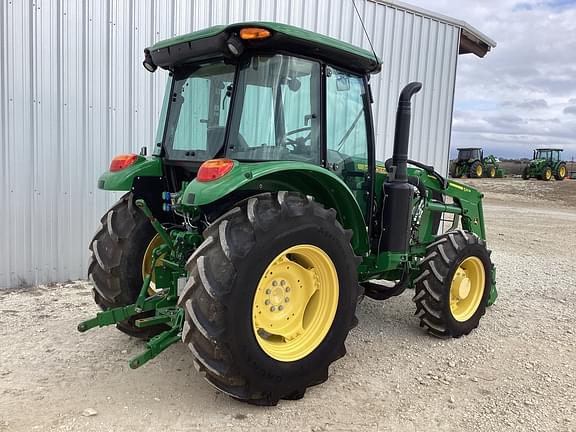 Image of John Deere 5090E equipment image 3