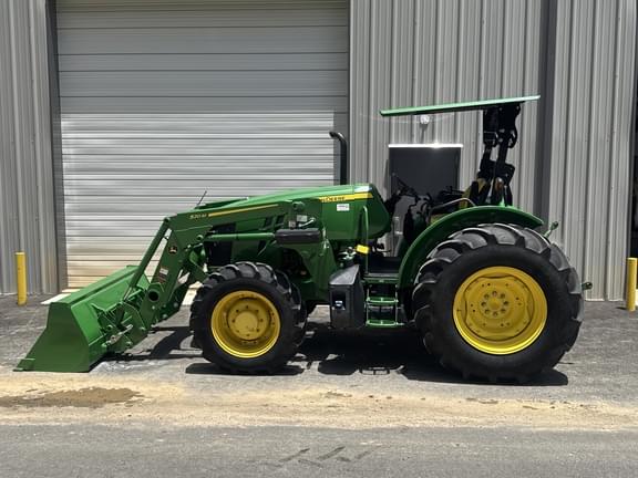 Image of John Deere 5090E Primary image
