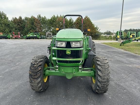 Image of John Deere 5090EL equipment image 2