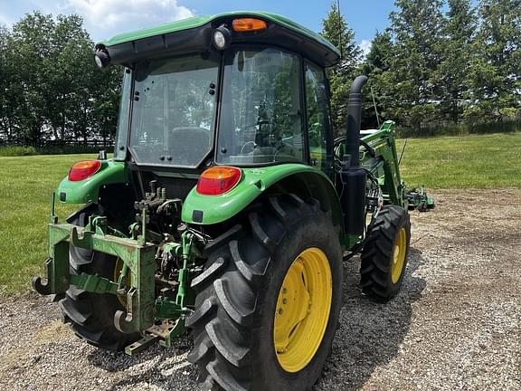 Image of John Deere 5090E equipment image 4