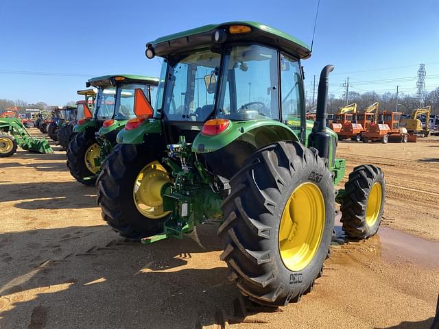 Image of John Deere 5090E equipment image 2