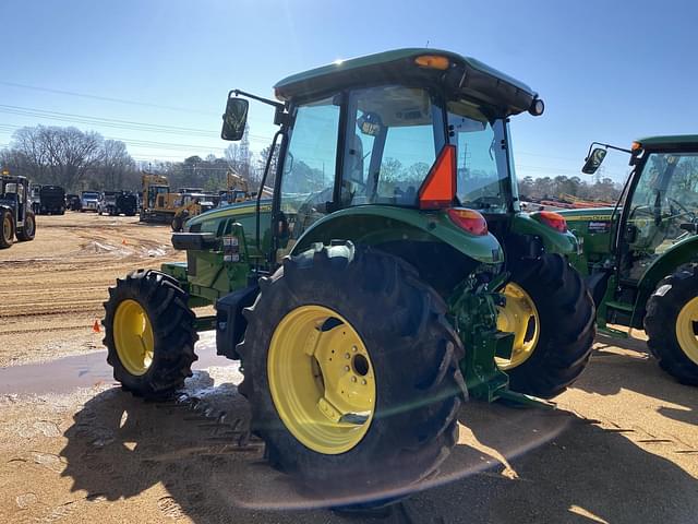 Image of John Deere 5090E equipment image 1